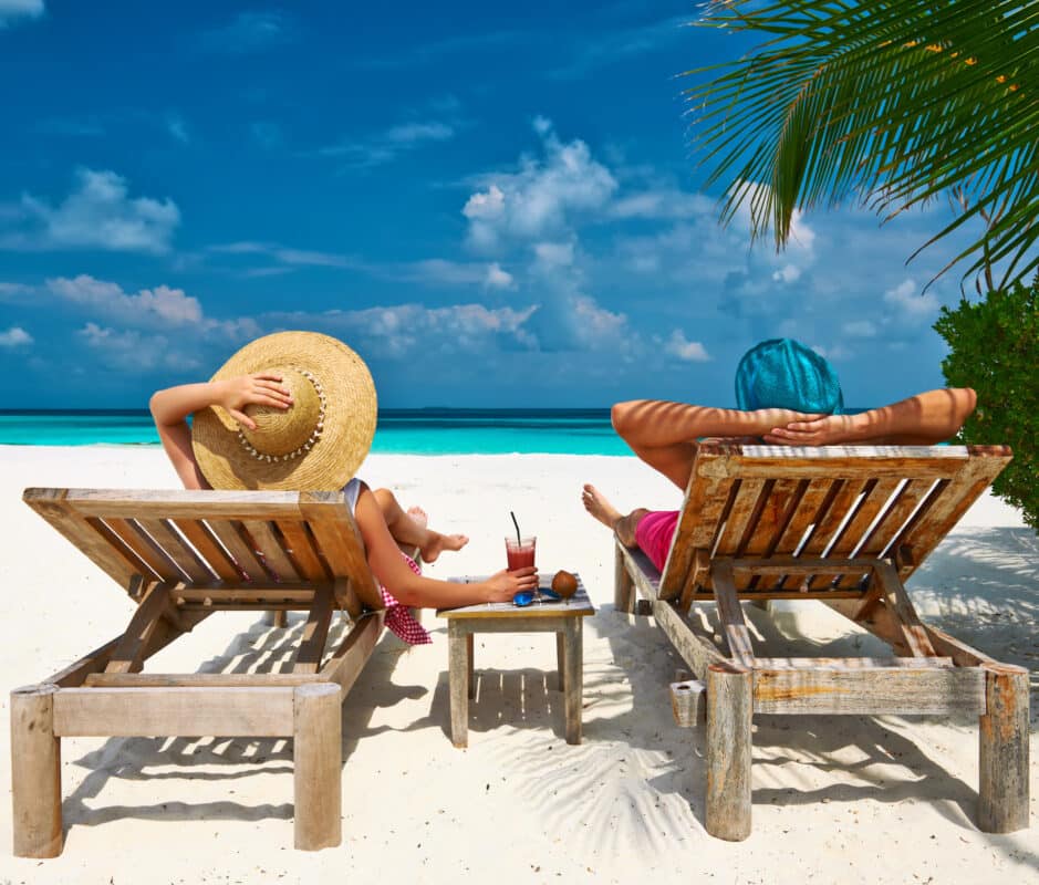 THC Drinks: The Perfect Sidekick for a Day at the Beach